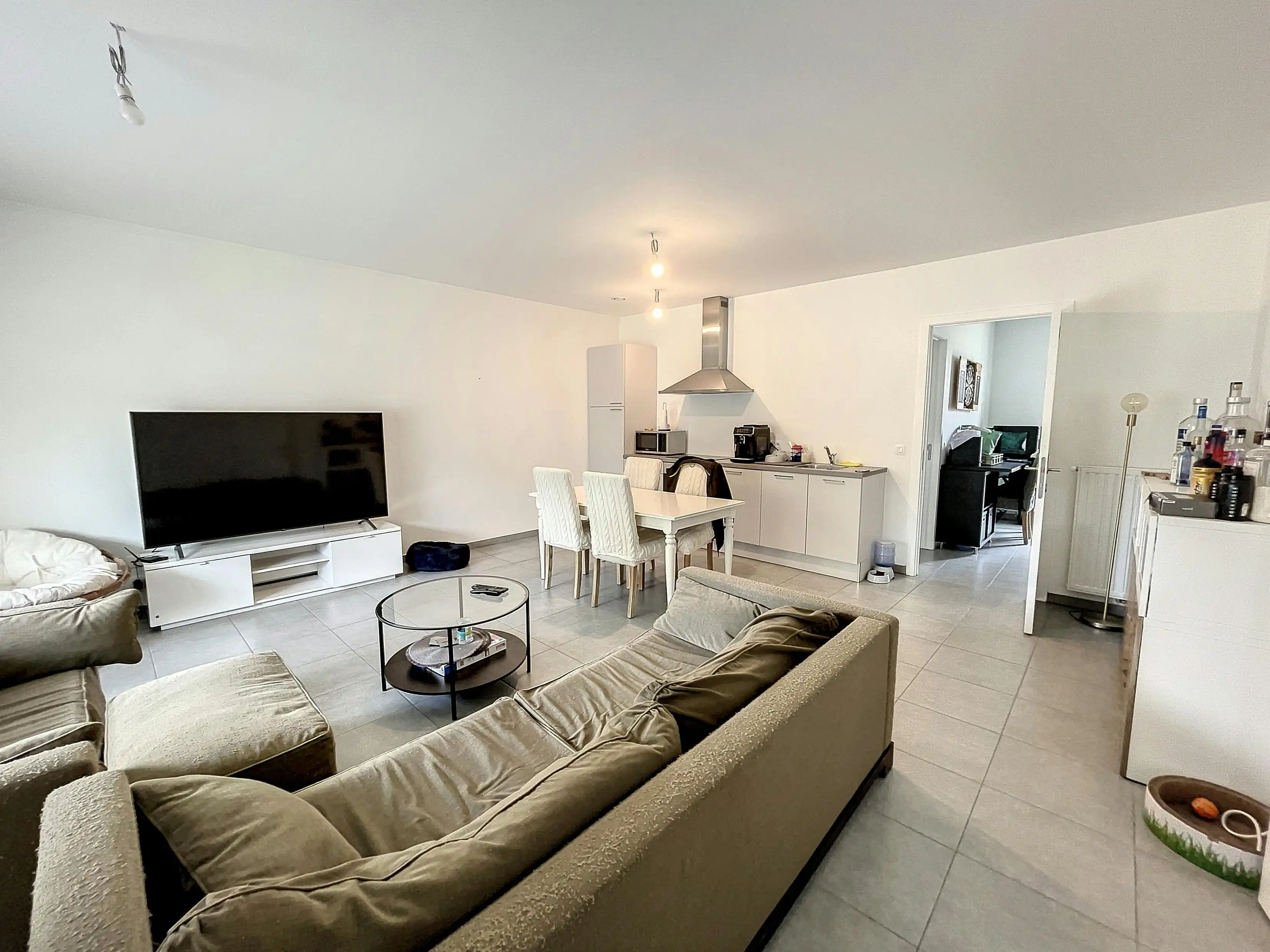 Recent gelijkvloers appartement met terras in Vilvoorde foto 2