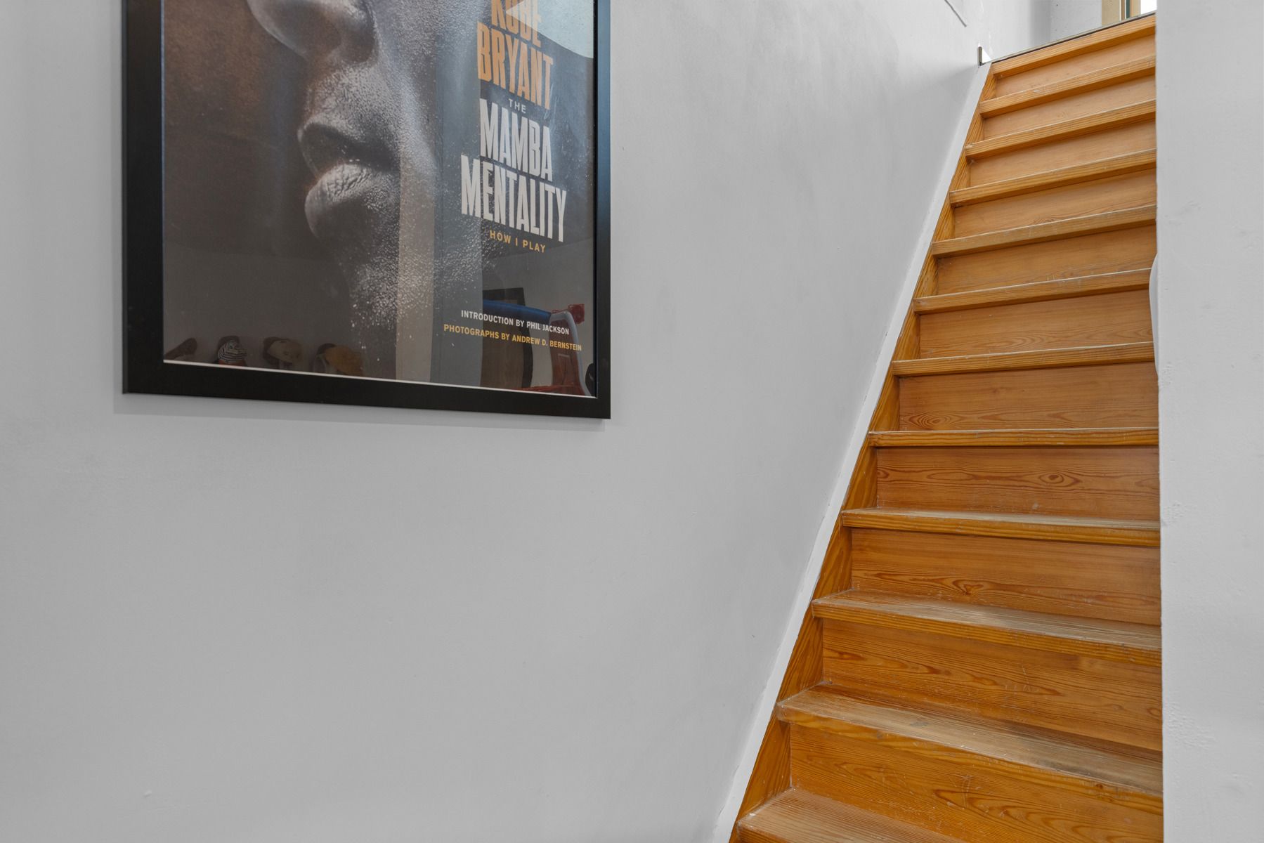 Instapklare gerenoveerde starterswoning met 2 slpks en oostgerichte tuin (500m2) foto 15