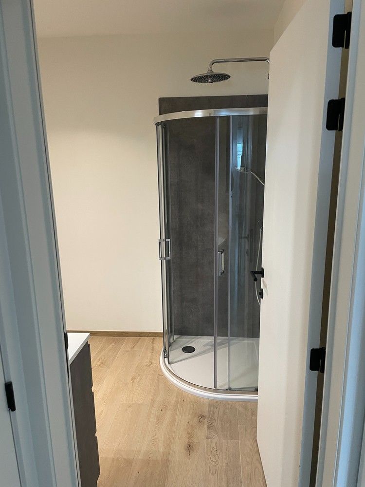 Mooi recent duplex appartement te huur met 3 slaapkamers. foto 12