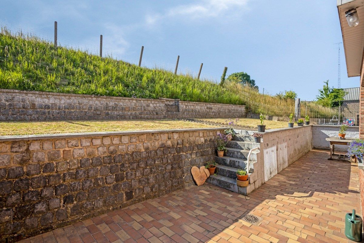 Charmante gezinswoning in het rustige Lauw foto 23