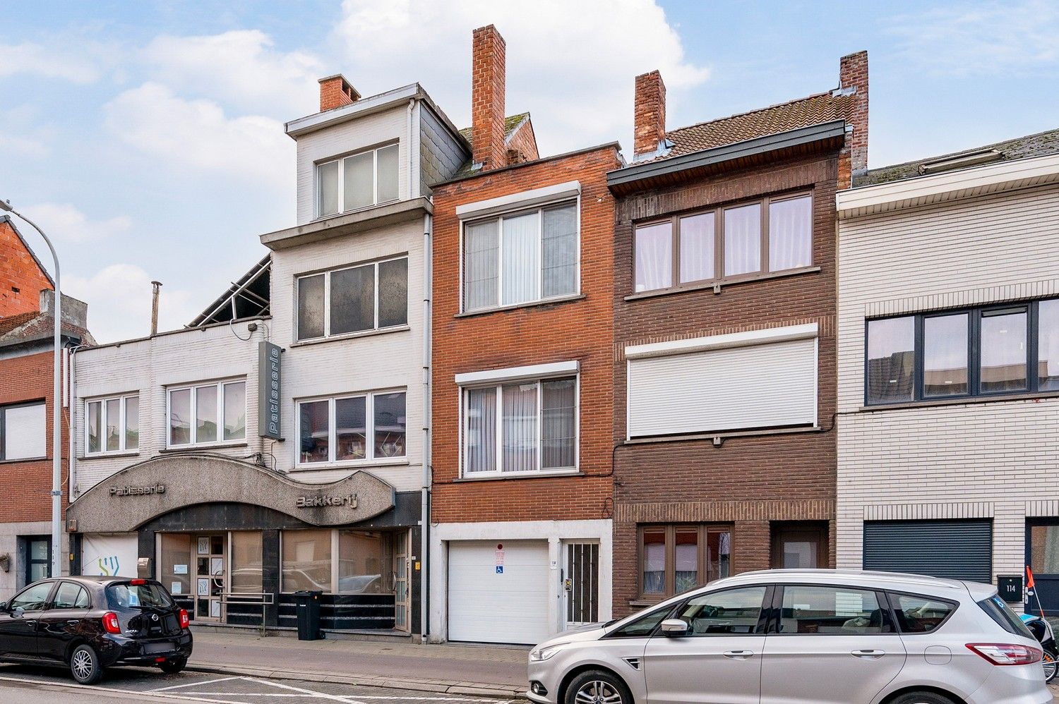 OP TE FRISSEN WONING MET MAGAZIJN VLAK BIJ CENTRUM MECHELEN foto 3