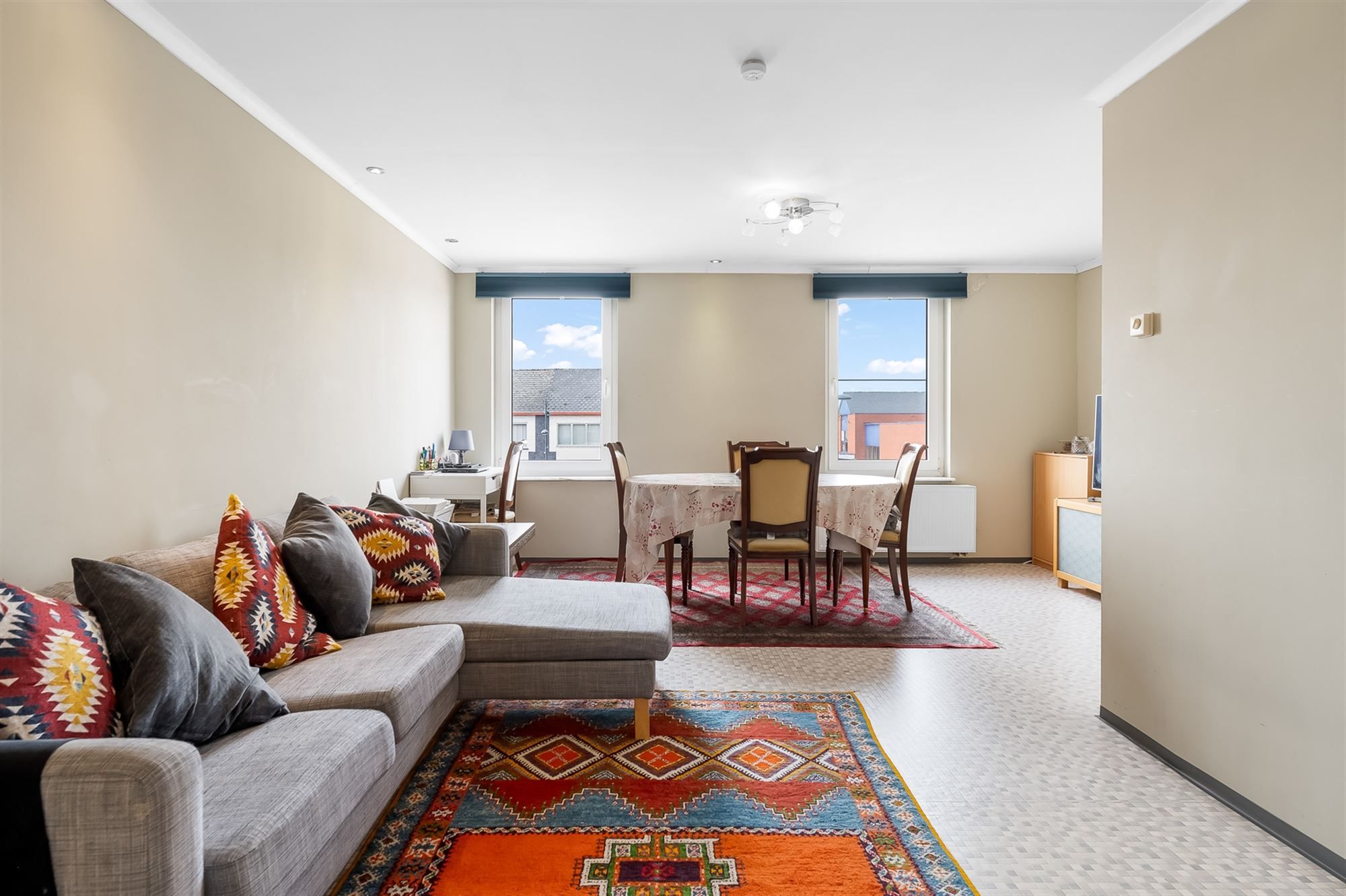 DUPLEX APPARTEMENT MET 2 SLAAPKAMERS TE PAAL foto {{pictureIndex}}