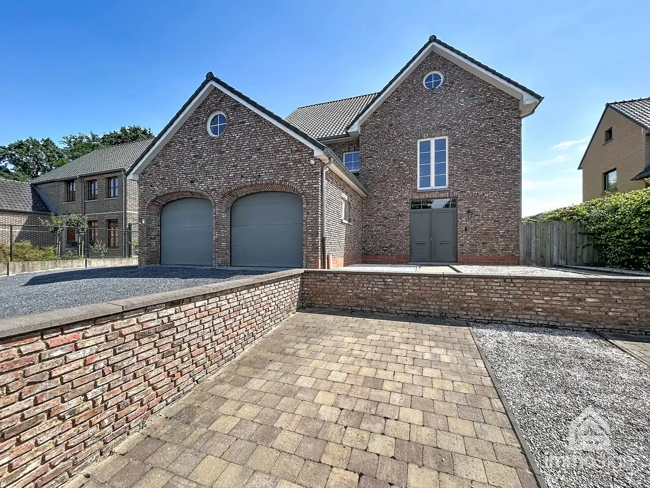 Stijlvolle villa met 5 volwaardige slaapkamers te Herk-de-stad! foto 69