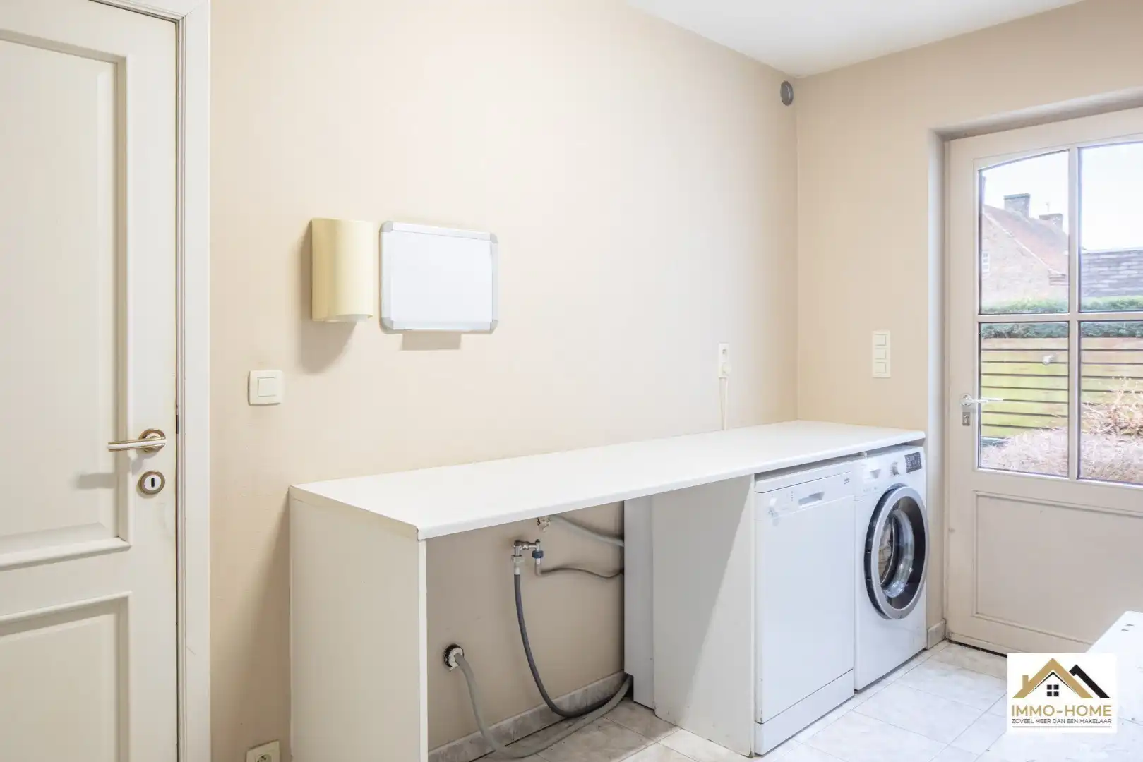 Stijlvolle en ruime villa op toplocatie te Merelbeke  foto 23