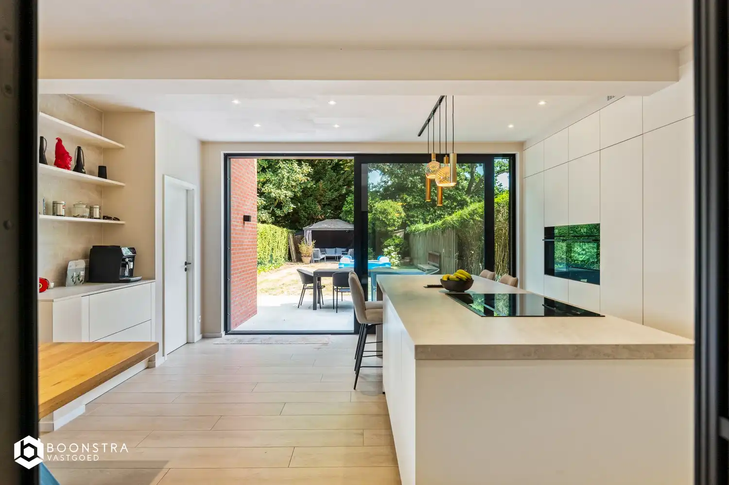 Instapklare woning met 4 slpkrs in hartje Edegem foto 4