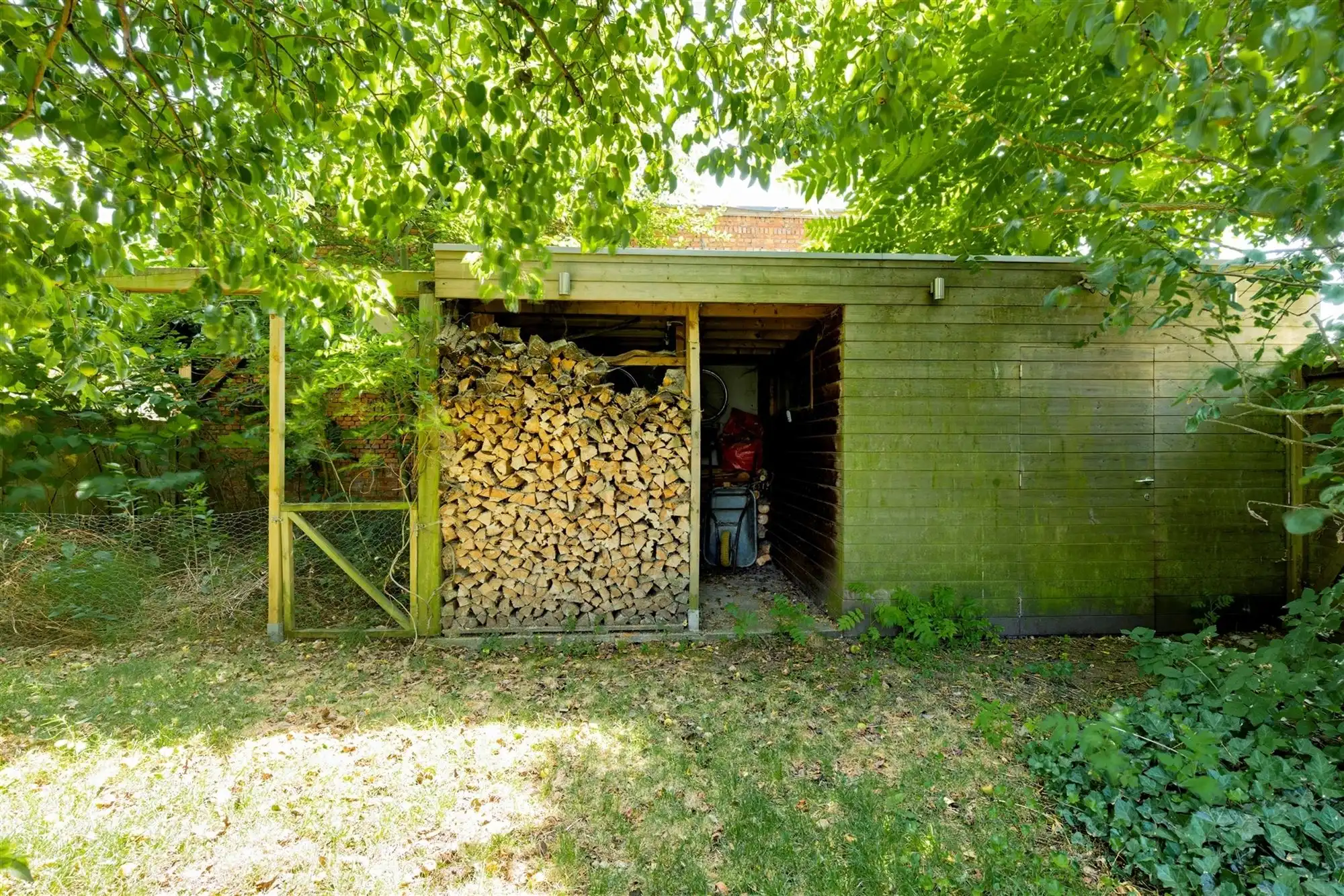 Uniek huis met winkel, atelier of bureel  foto 5