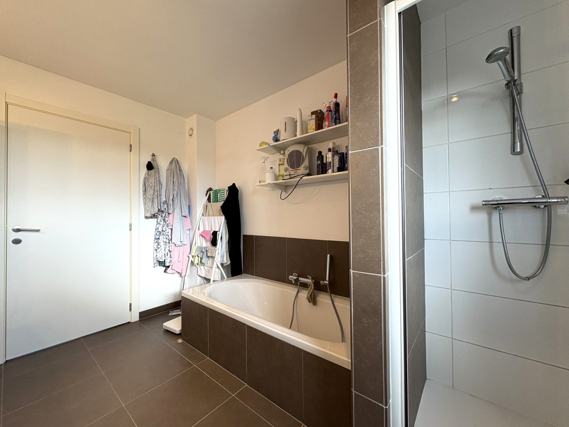 Recente half open woning in Oudenaarde foto 13