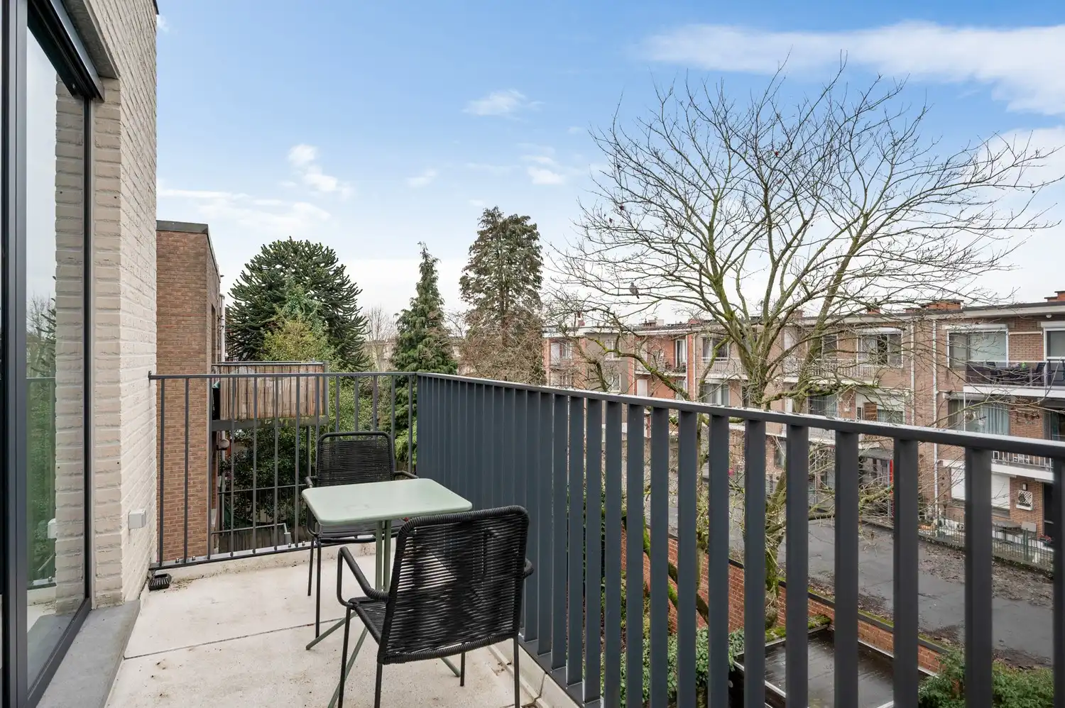 Recent 2-slaapkamerappartement met terras op rustige ligging in Borsbeek. foto 12