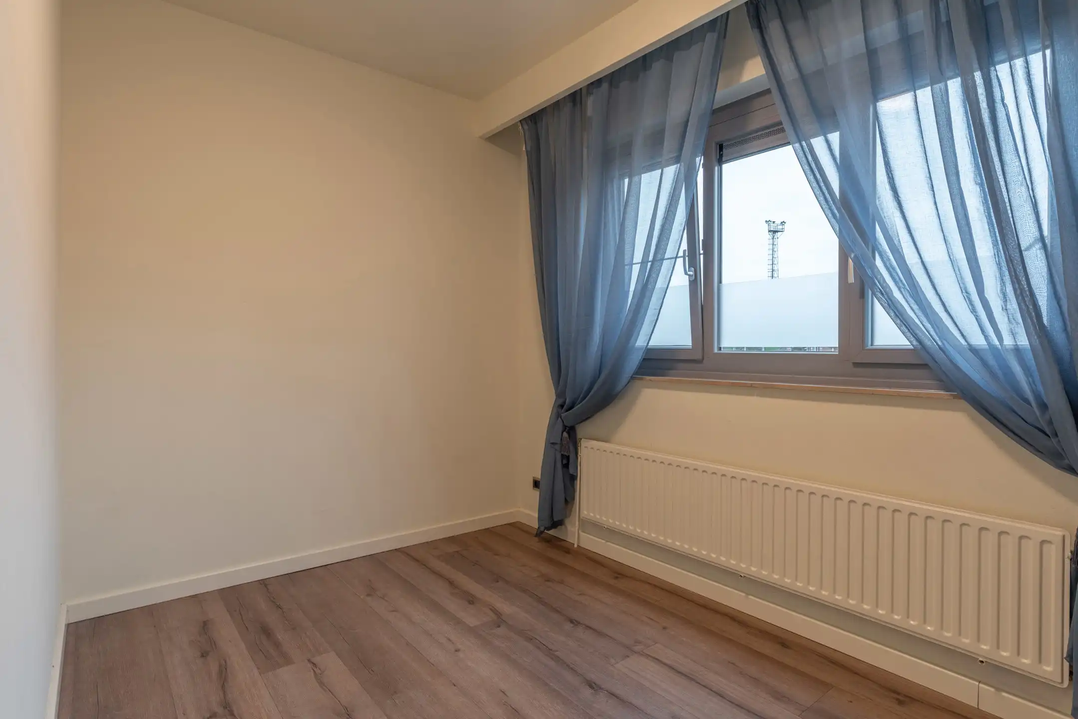 Centraal gelegen 2 slpk app met autostaanplaats te Turnhout foto 8