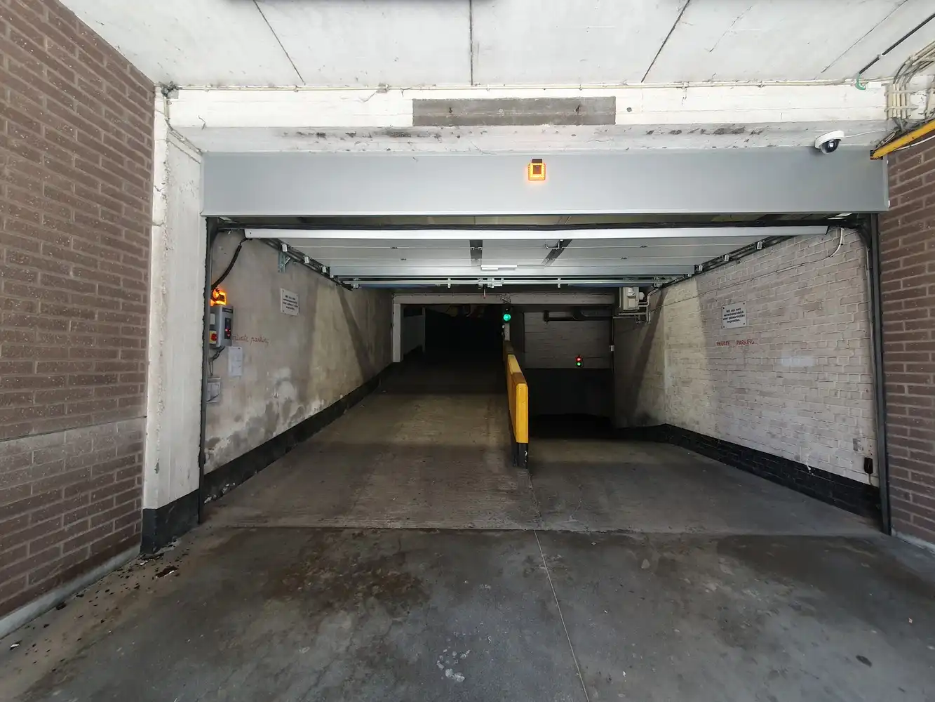 PARKING PERMEKE STAANPLAATS 316 foto 2