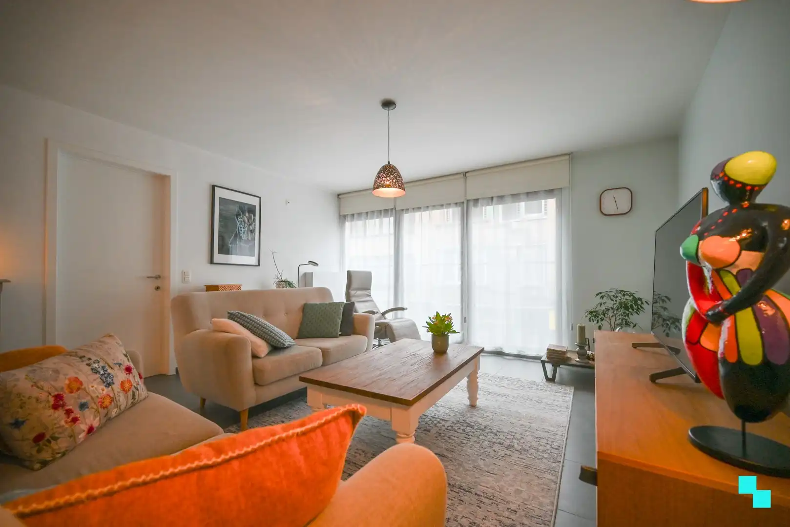 Lichtrijk tweeslaapkamer appartement te hartje Izegem foto 9