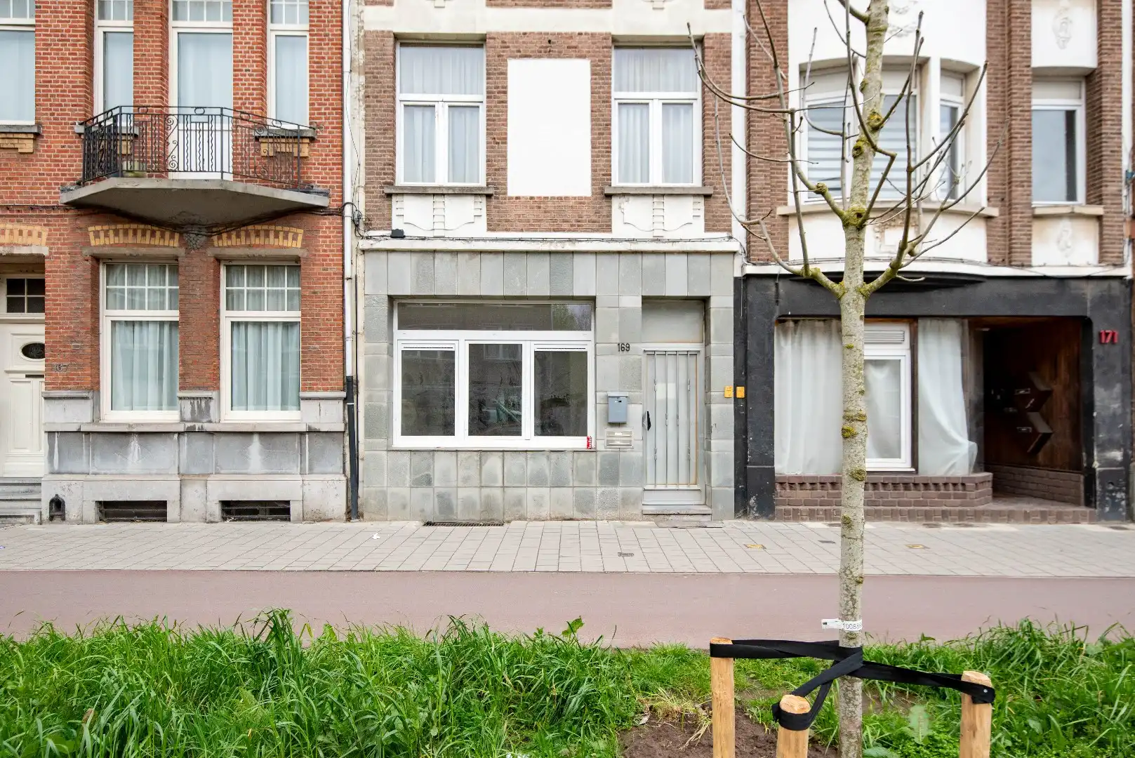 Ruim en recent vernieuwd gelijkvloers appartement met tuin op de Lakborslei foto 13