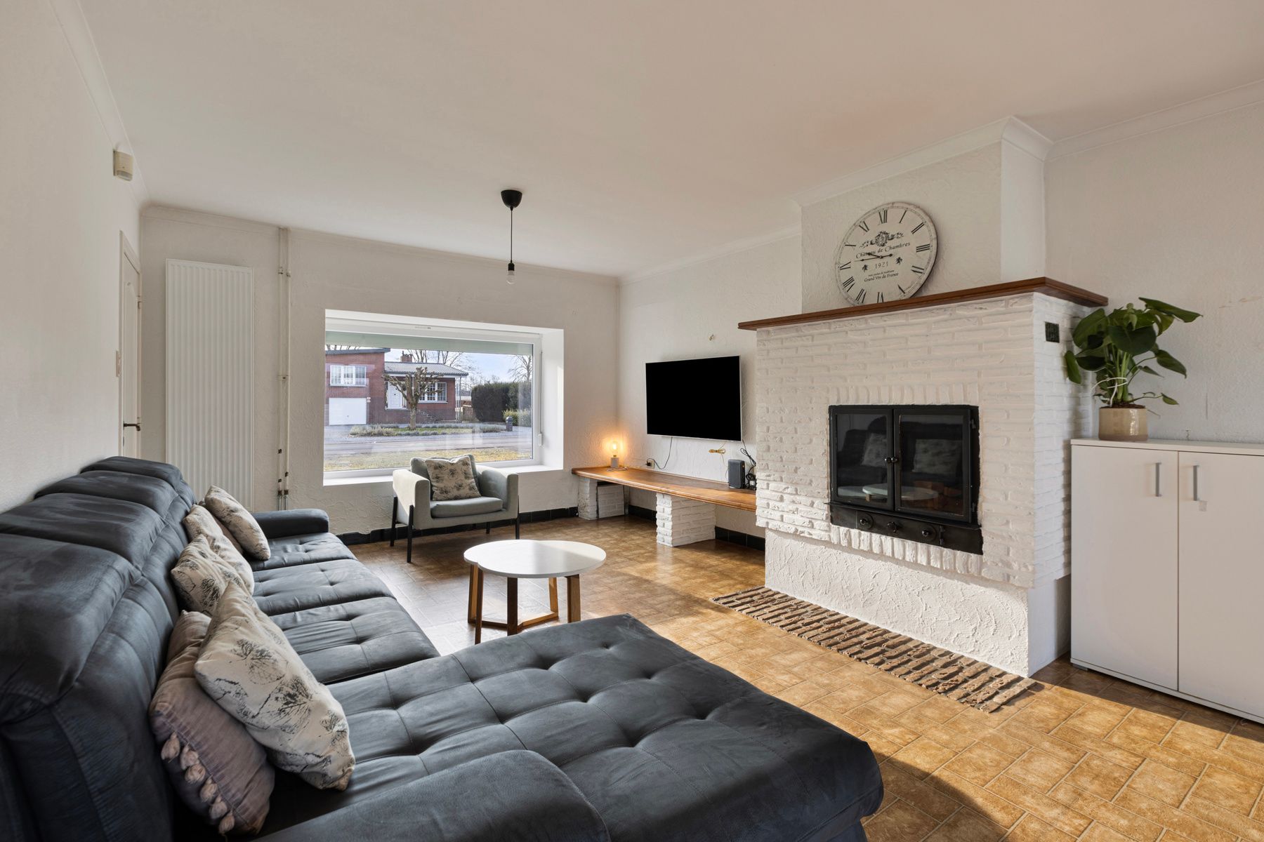 Ruim en stijlvol familiehuis, 4 Slaapkamers, grote tuin.  foto 9