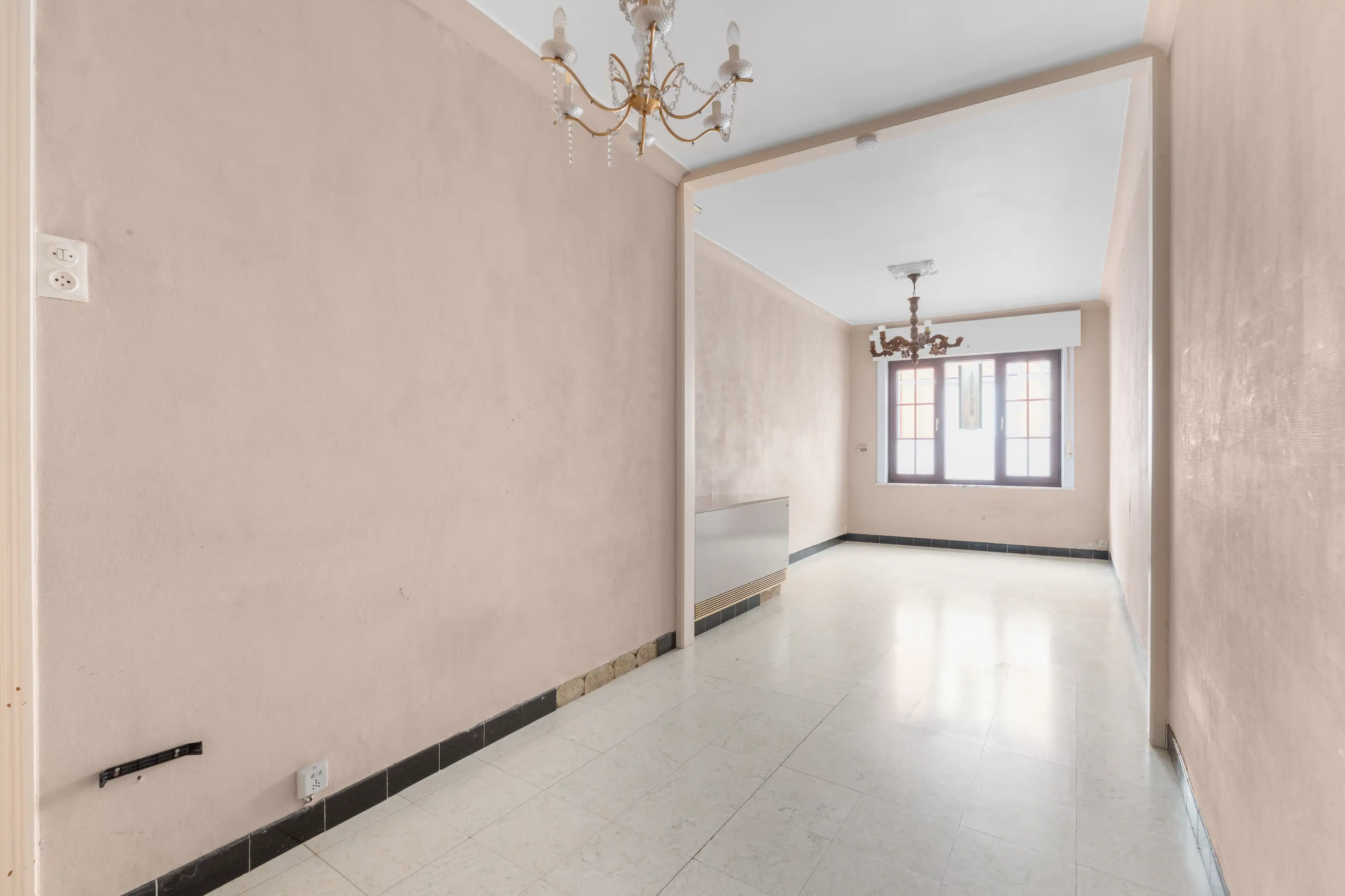 Gezellige woning met zonnige tuin op toplocatie in Ronse foto 4