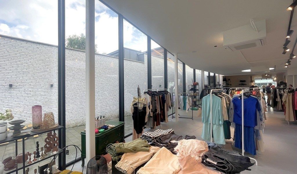 Nieuwbouw winkelruimte te huur aan N70 in Beveren foto 11