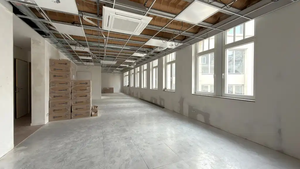 Kantoor te huur in gerenoveerd hoekpand met topligging op Meir Antwerpen foto 12