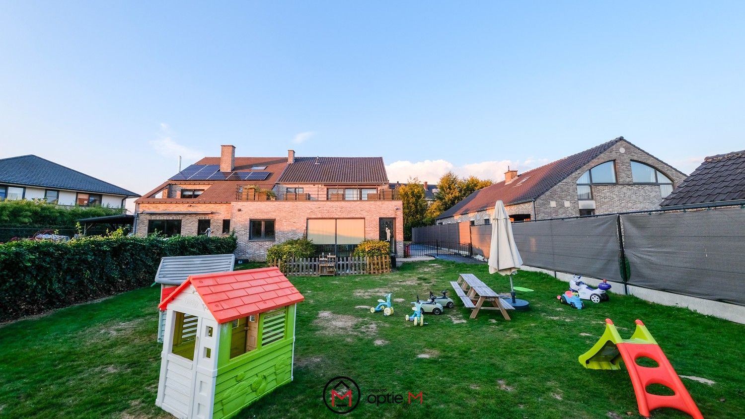 Investeringspand met handelsruimte en appartement in Merem Bilzen foto 45