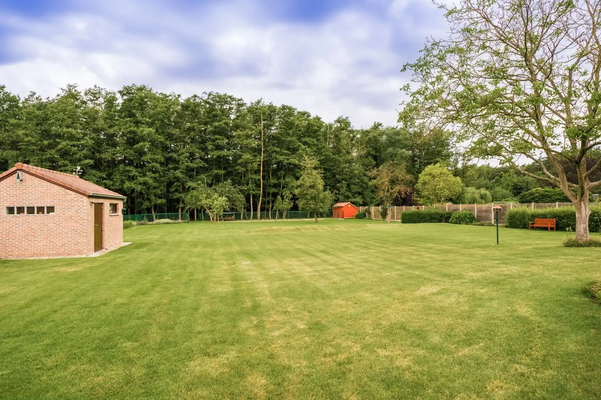 Villa met privébos op een perceel van 4.350 m²  foto 29