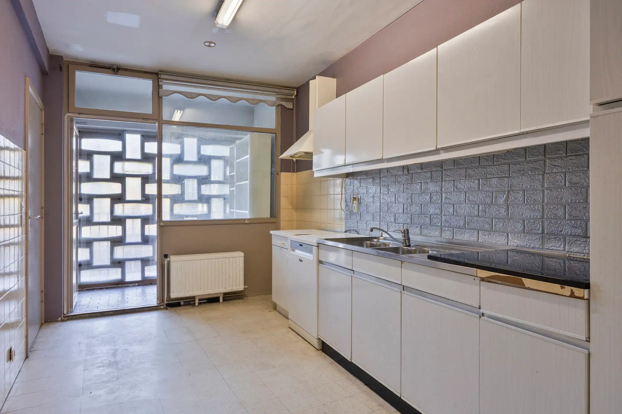 Appartement 1 kamer, twee terrassen, uitstekende locatie! foto 7