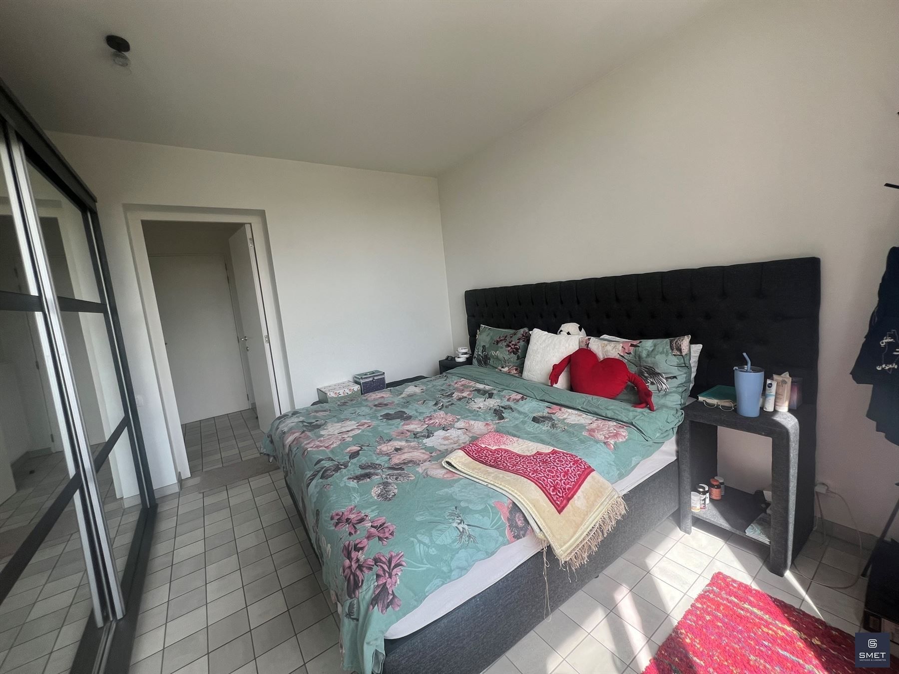 appartement met 1 slpk, terras en autostaanplaats foto 11