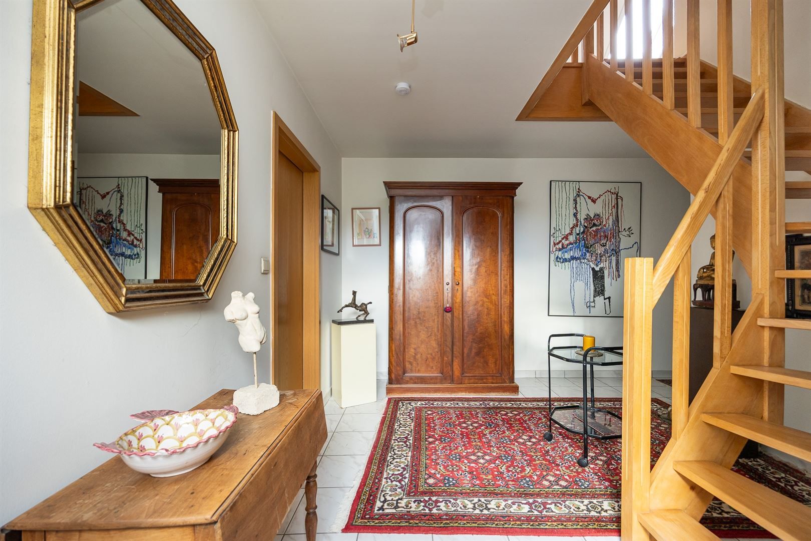 Ruime woning met 3 slaapkamers en grote tuin! foto 7