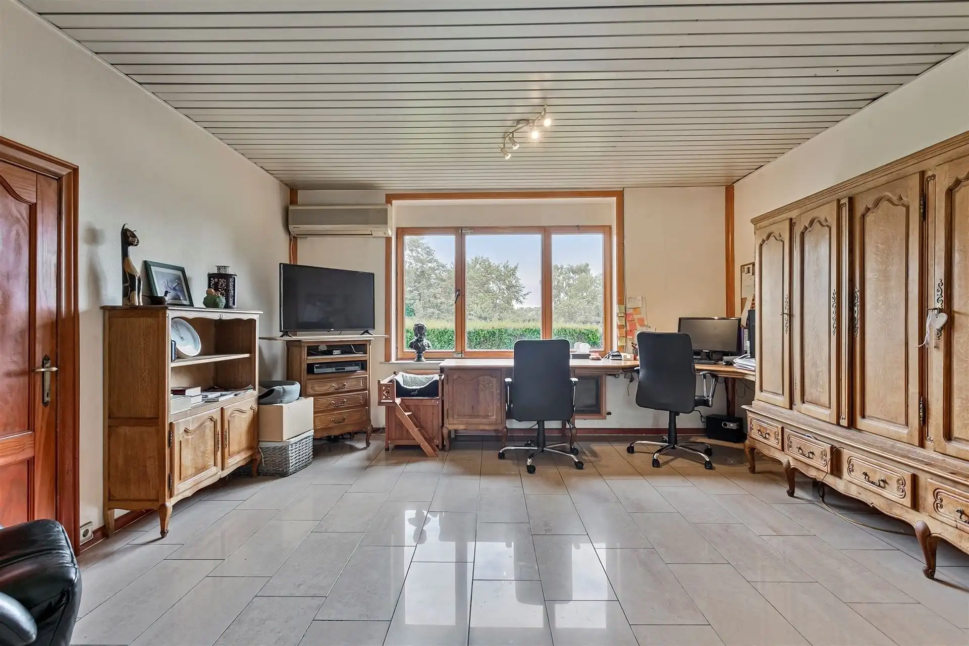 Ruime villa op een domein van +/- 1ha36a foto 16