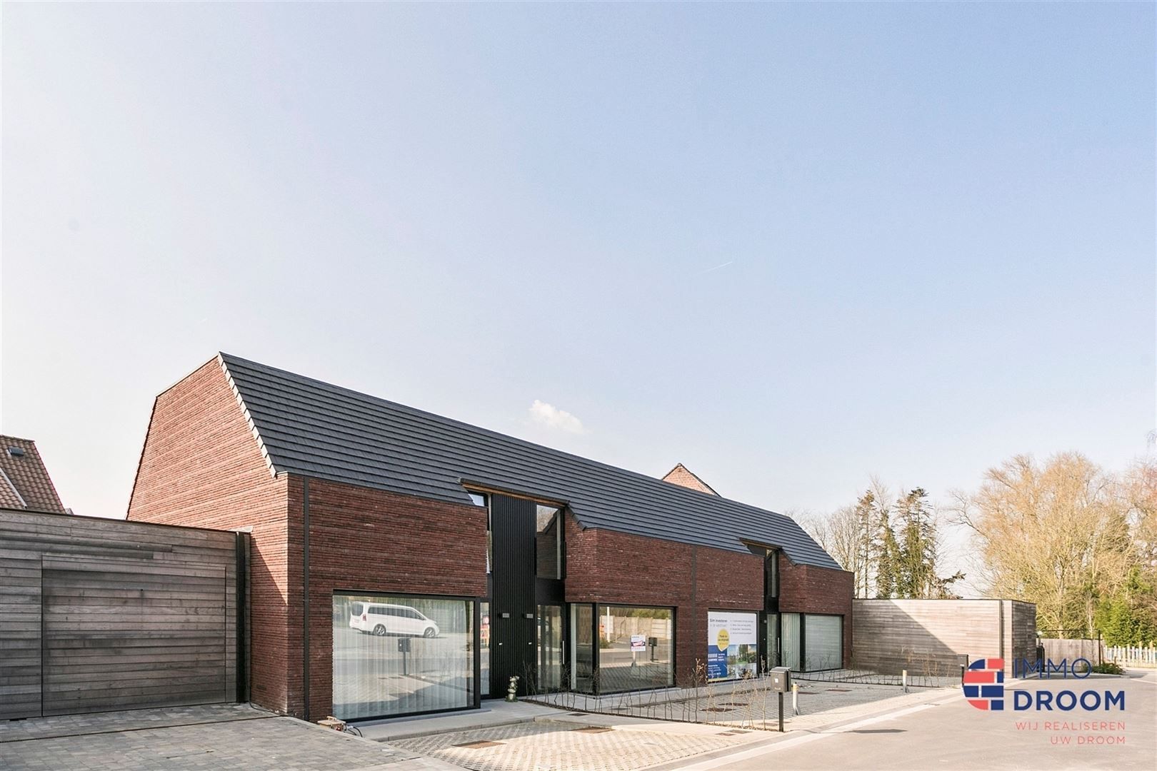 Rijwoning foto {{pictureIndex}}