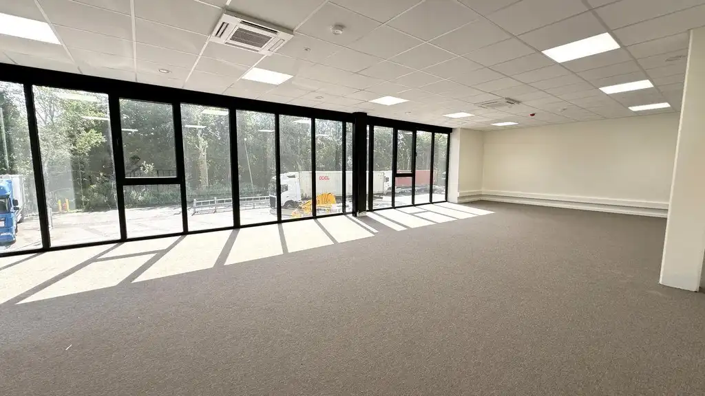 Bedrijfsruimte te huur in de Haven van Antwerpen foto 9