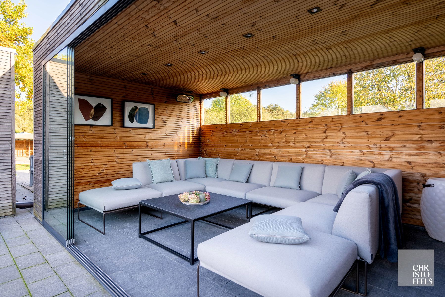 Eigentijdse villa (428m²) met zwembad en 2de woning (187m²)!  foto 12