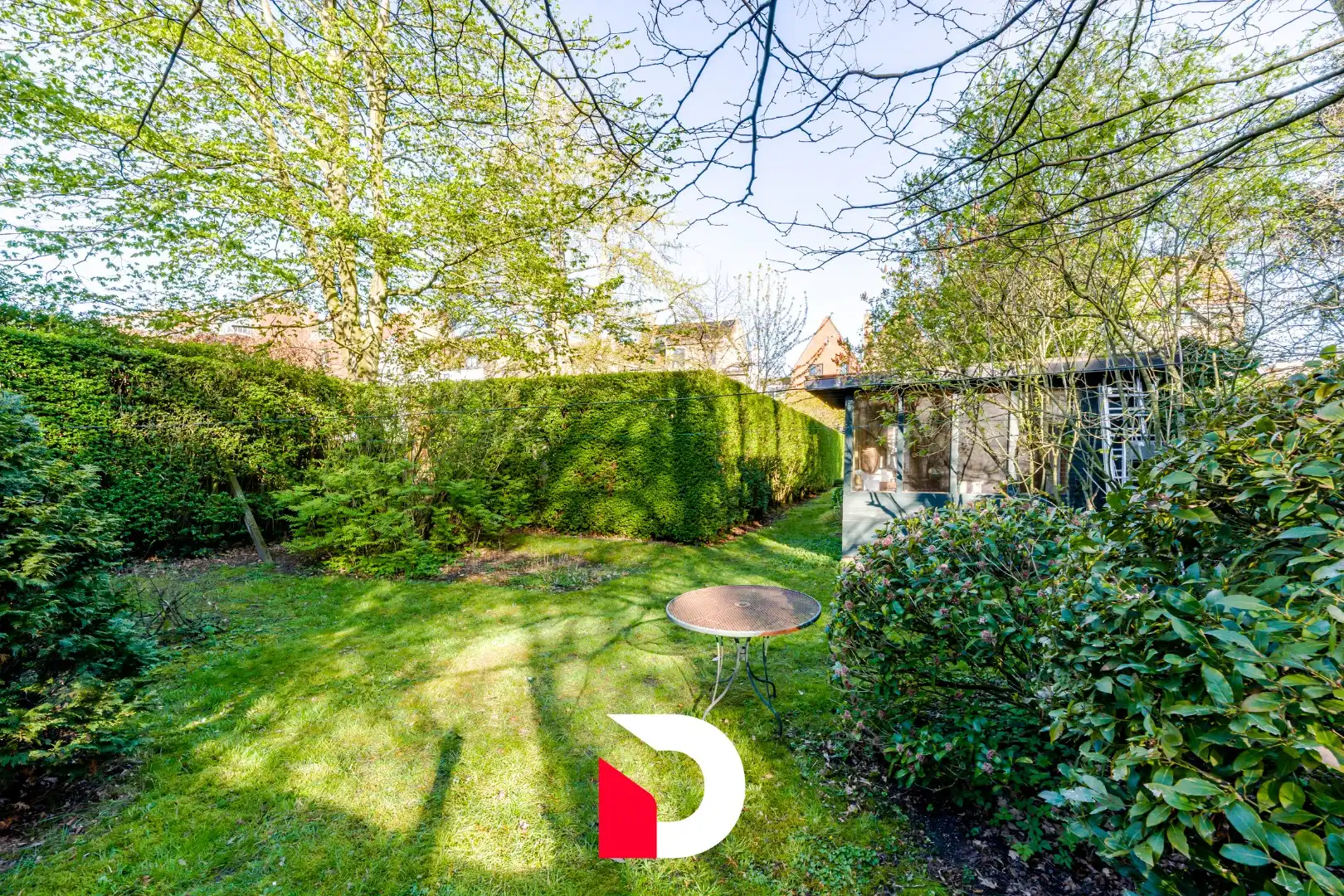 Karaktervol burgerhuis met 5 slk en riante tuin langs de Damse Vaart dichtbij centrum Brugge foto 28