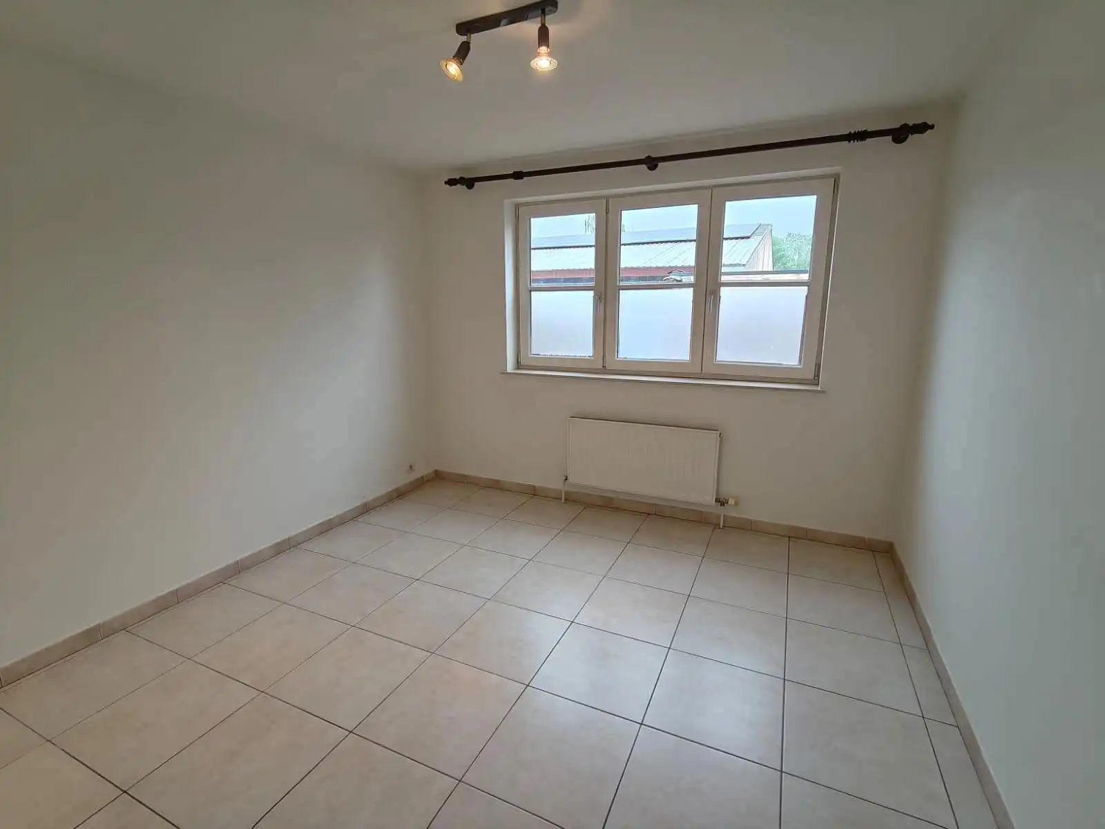 Gelijkvloers appartement met 2 slaapkamers en garage foto 6