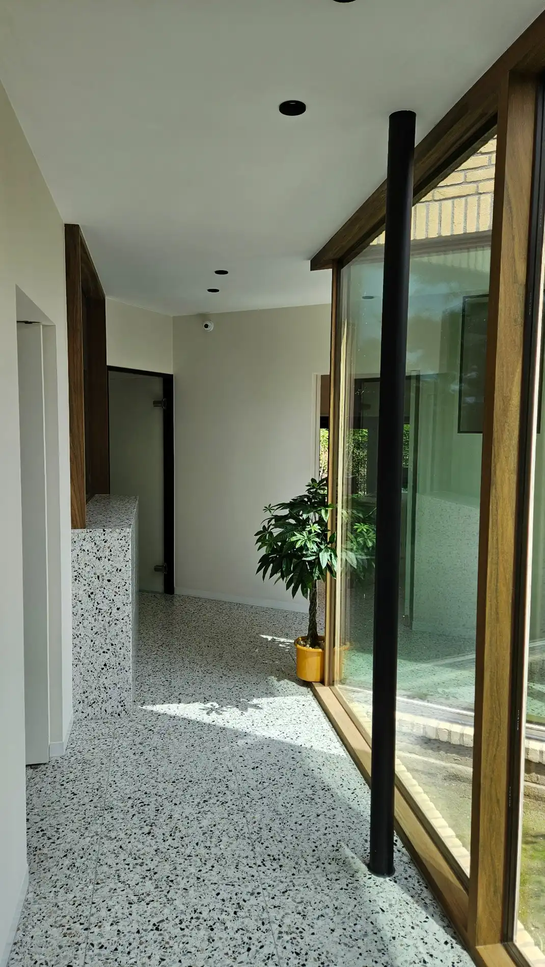 Praktijkruimte of Kantoor in een prachtig gebouw nabij Berlare centrum  foto 4