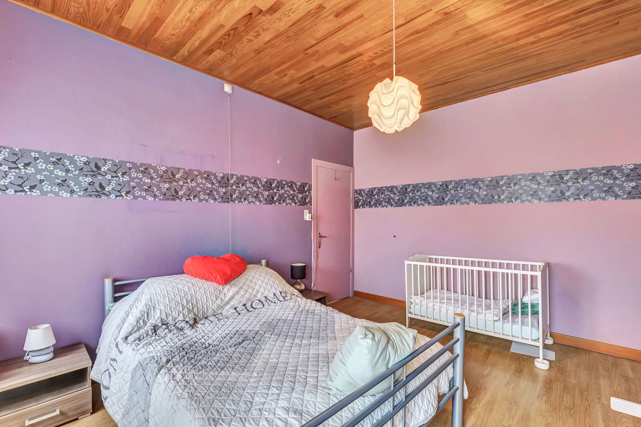 Instapklare woning met 4 slpks, dubbele garage en ruim terras foto 17