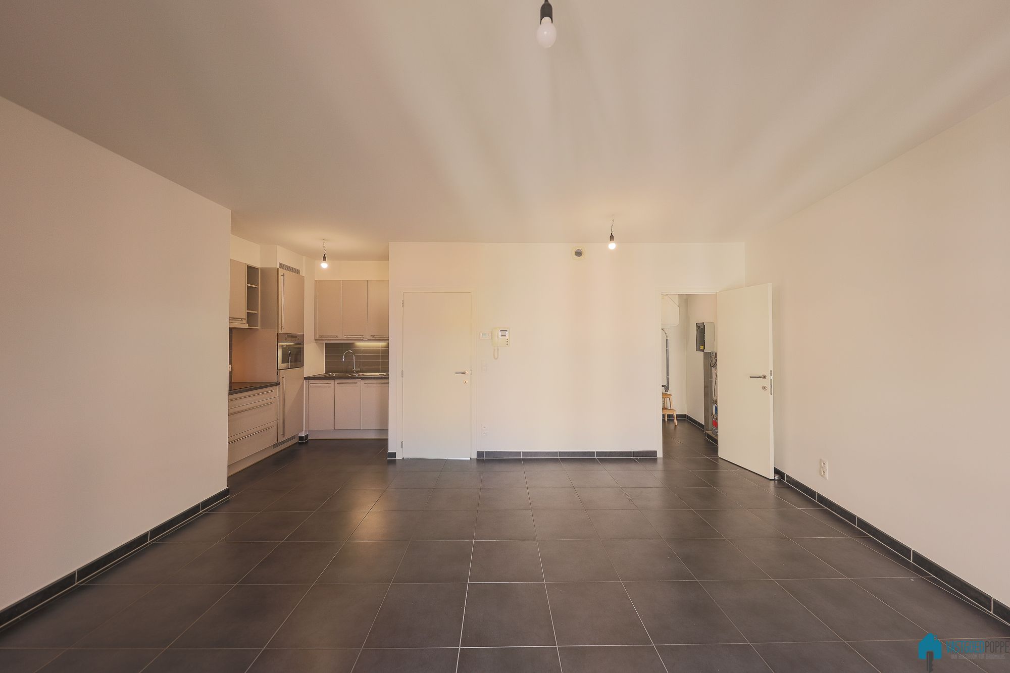 Ruim en instapklaar appartement foto 6