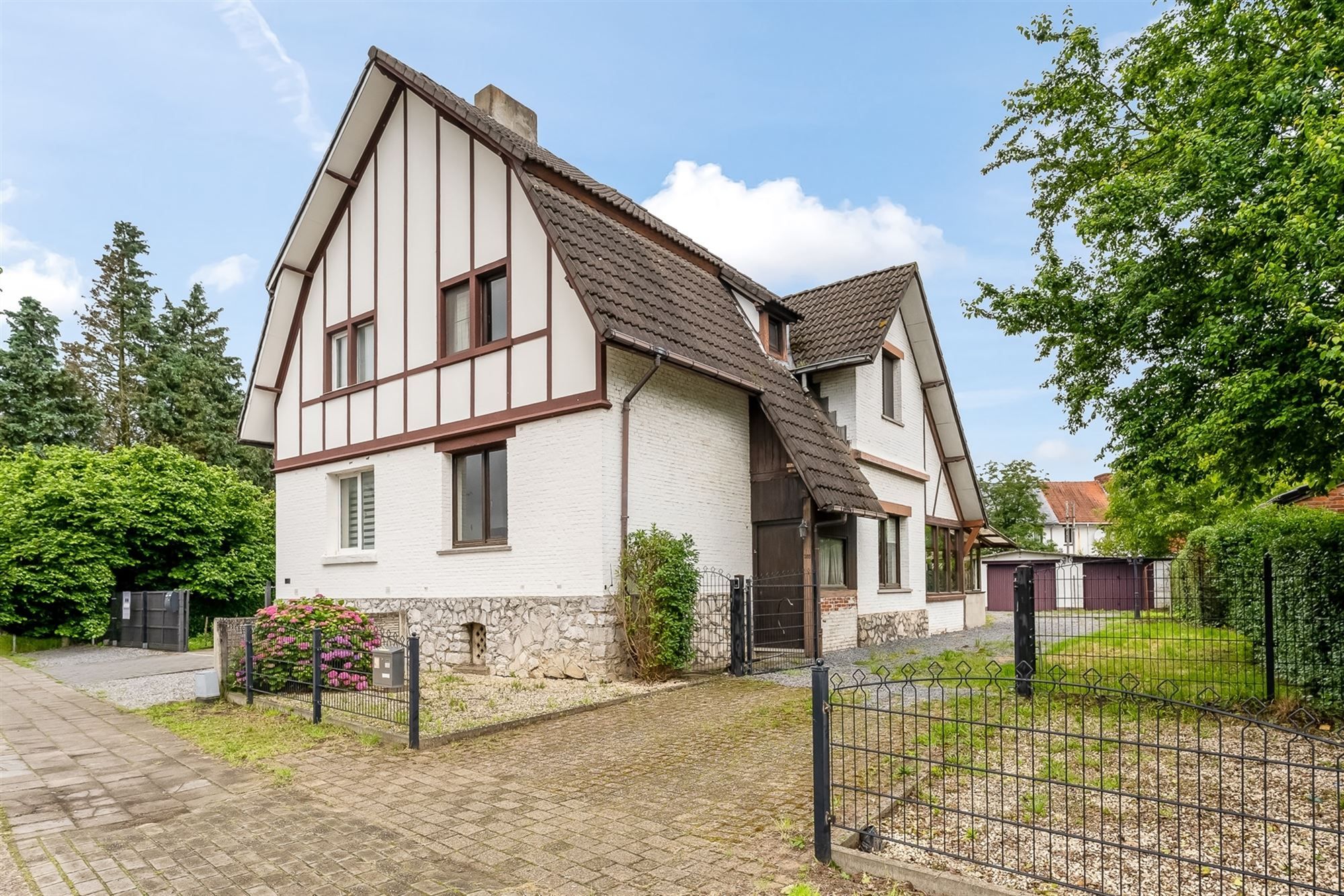 KARAKTERVOLLE, TE RENOVEREN WONING MET 3 SLAAPKAMERS OP PERCEEL VAN 4A31 VLAKBIJ WINKELS EN SCHOLEN IN HEUSDEN-ZOLDER foto 17