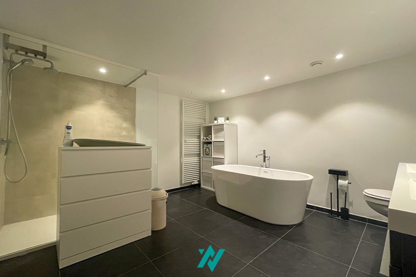 Instapklare halfopen woning te centrum Loppem foto 7