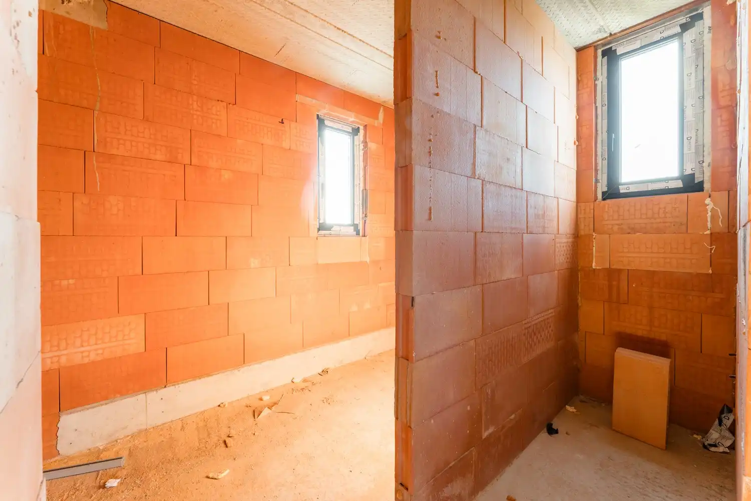 Ruime half open SEMI CASCO gezinswoning op een mooi perceel foto 15
