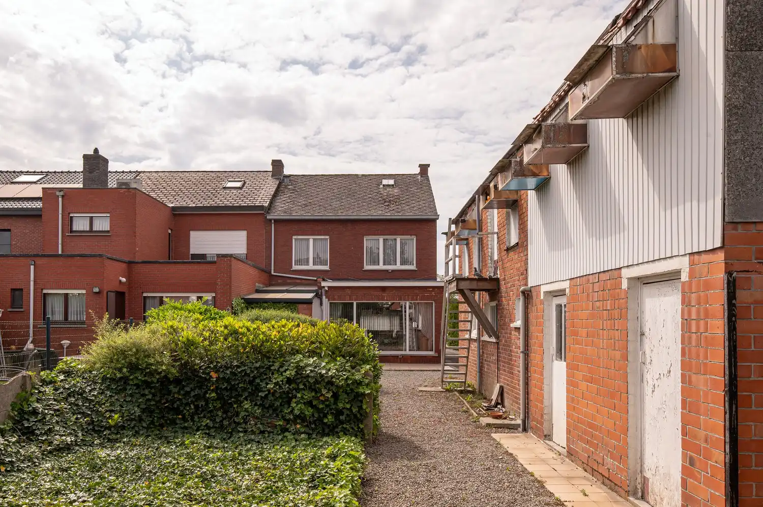 TE KOOP – Rustig gelegen woning in Berlaar foto 21