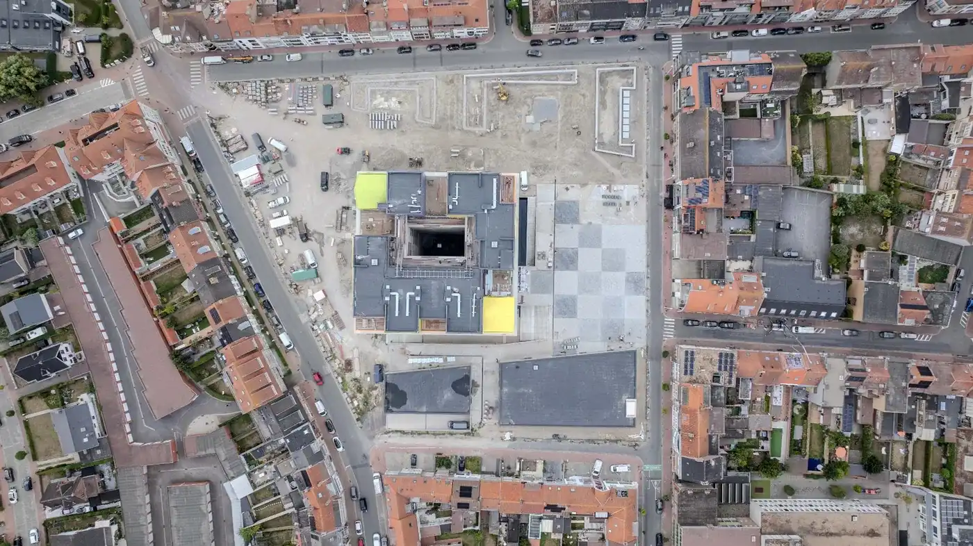Luxueus afgewerkt appartement 141 m² met ruim terras, aangelegde tuin en adembenemende zichten.  foto 13