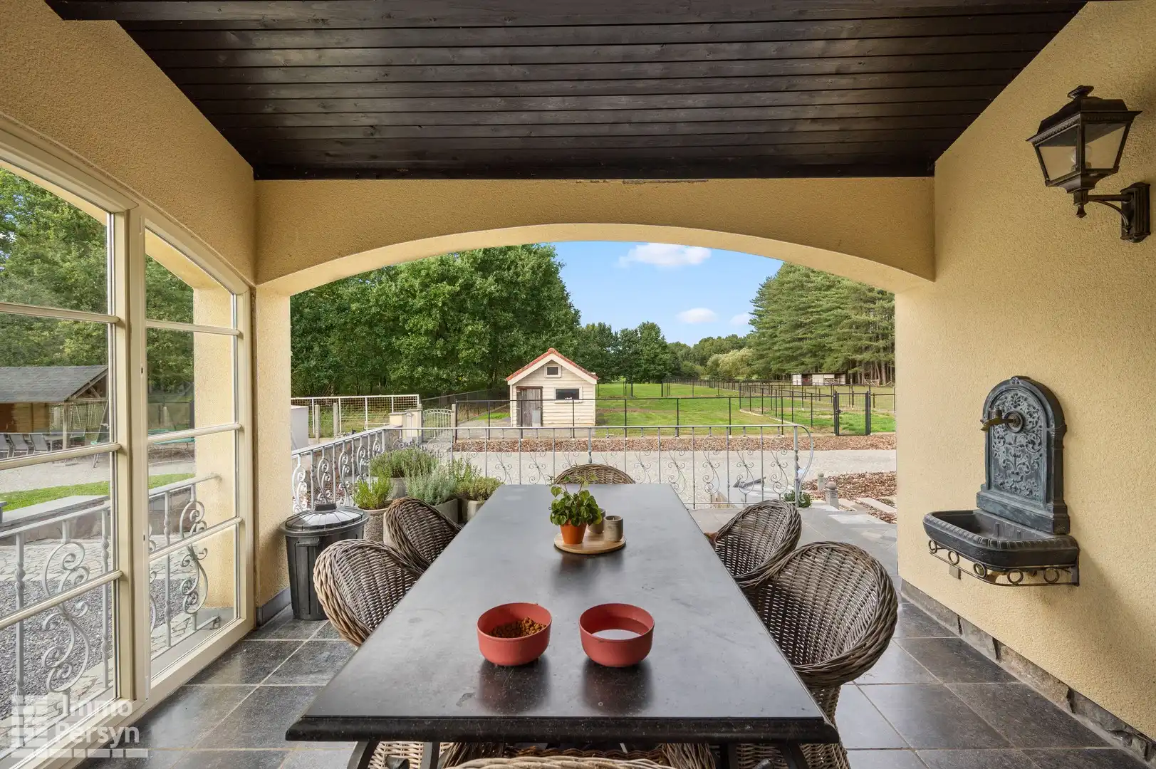 Charmante instapklare villa met groen uitzicht foto 3