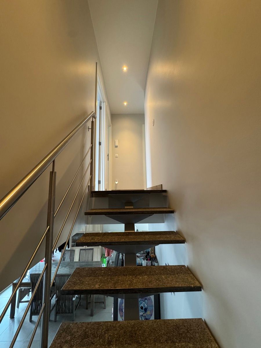 Recent duplex-appartement met 3 slaapkamers en garage foto 7
