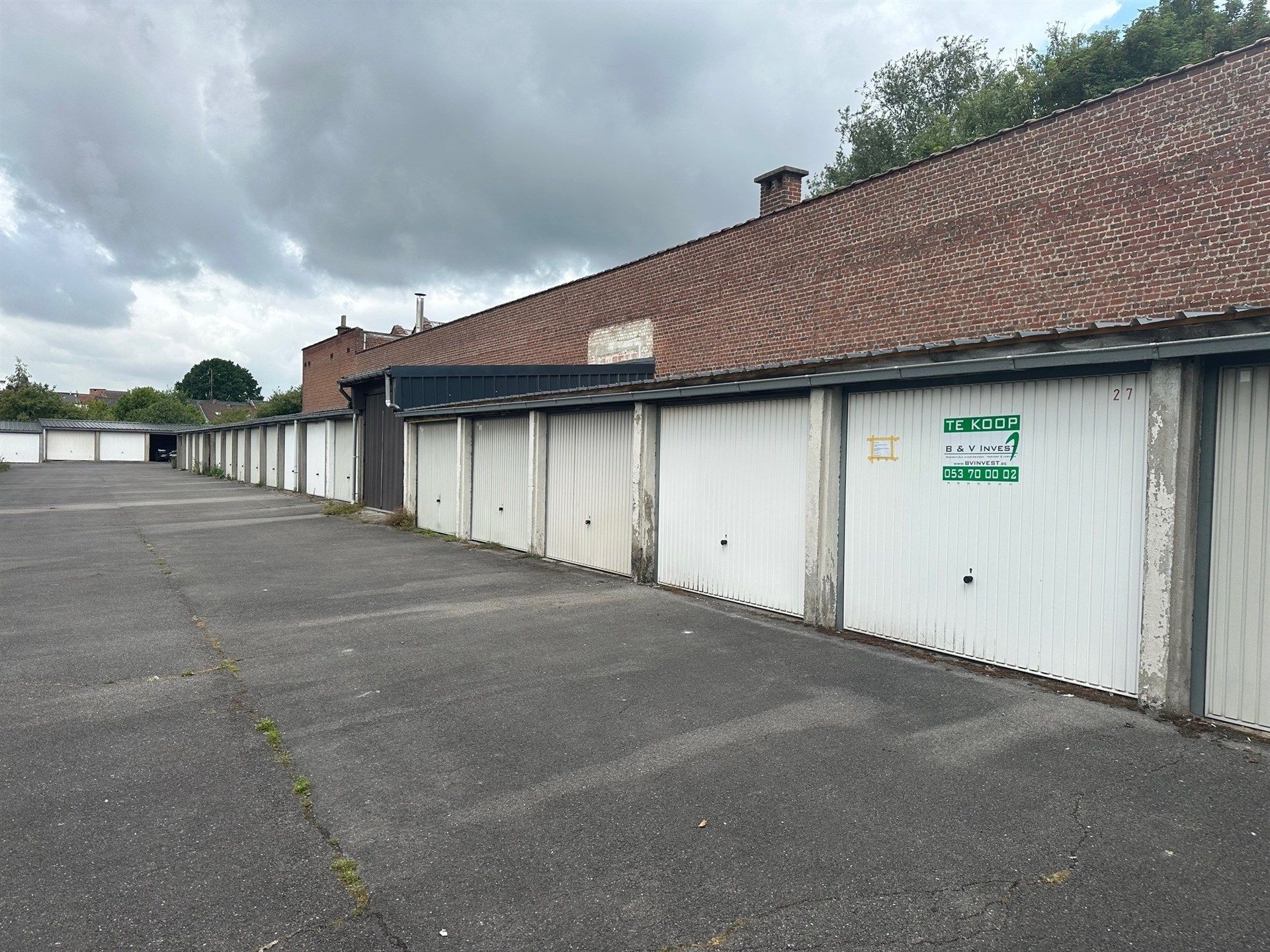 Garagebox in het stadscentrum foto {{pictureIndex}}