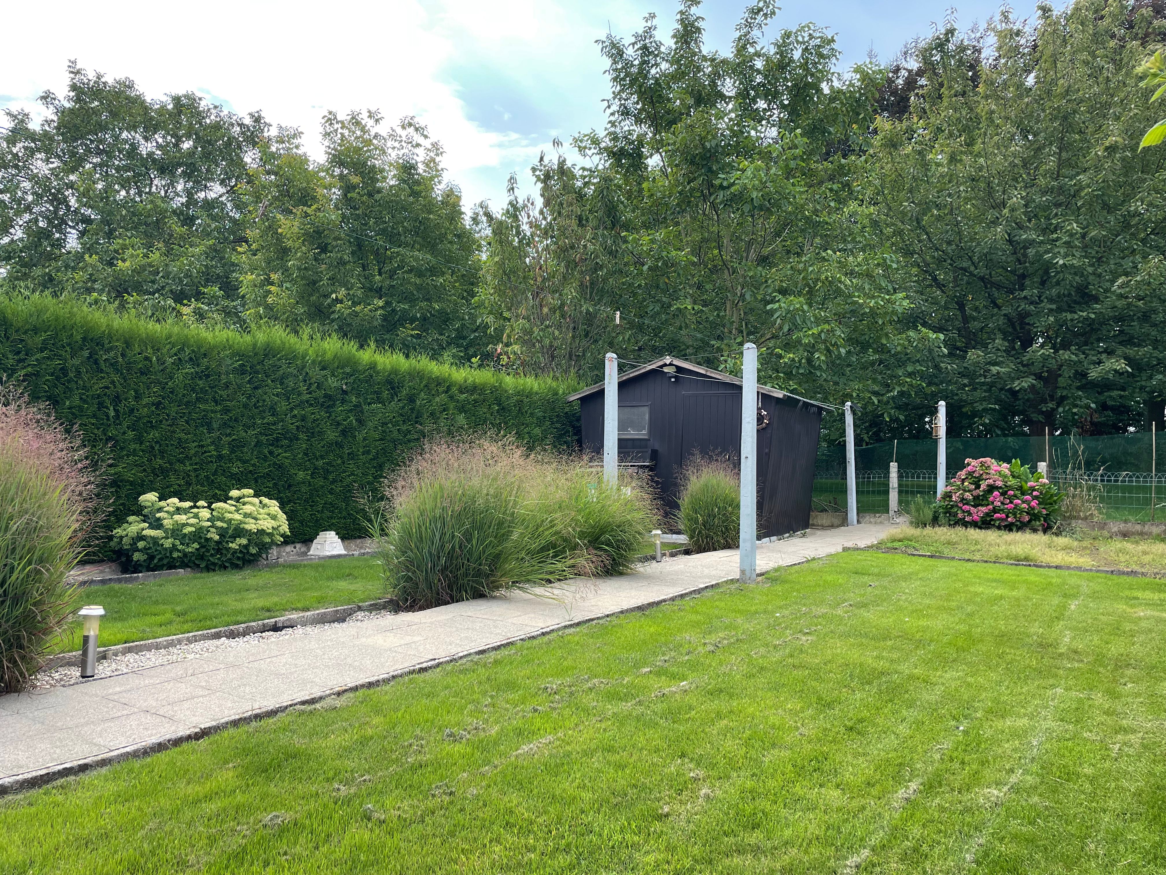 Gezellige rijwoning foto 35