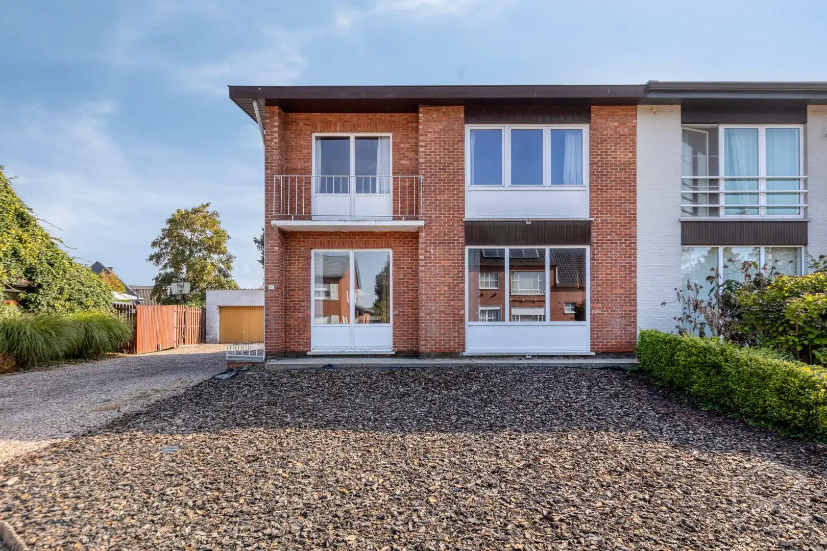 Hoofdfoto van de publicatie: Halfopen woning te koop in Schoot, Tessenderlo