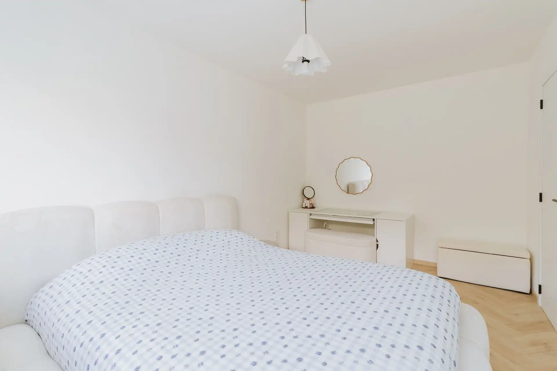 Instapklaar appartement in rustige woonwijk in Aartselaar foto 12