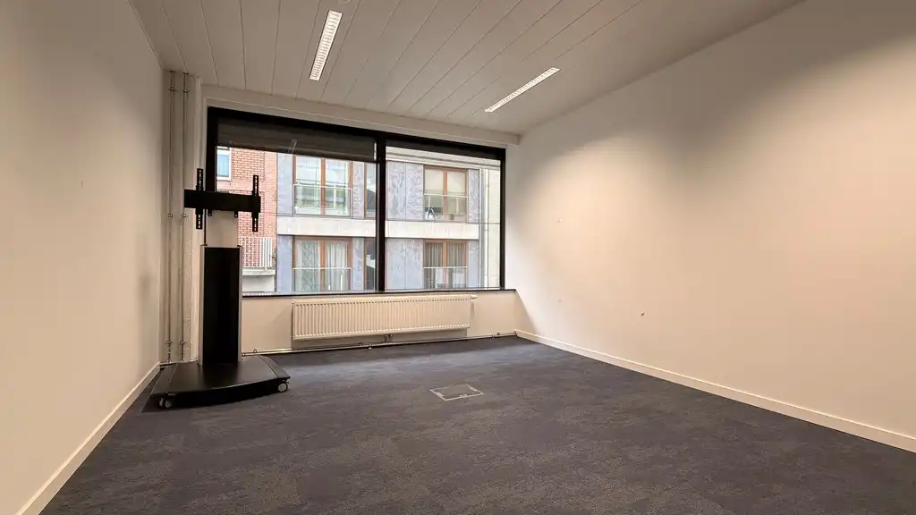 Kantoor met faciliteiten te huur in The Beacon Antwerpen foto 9