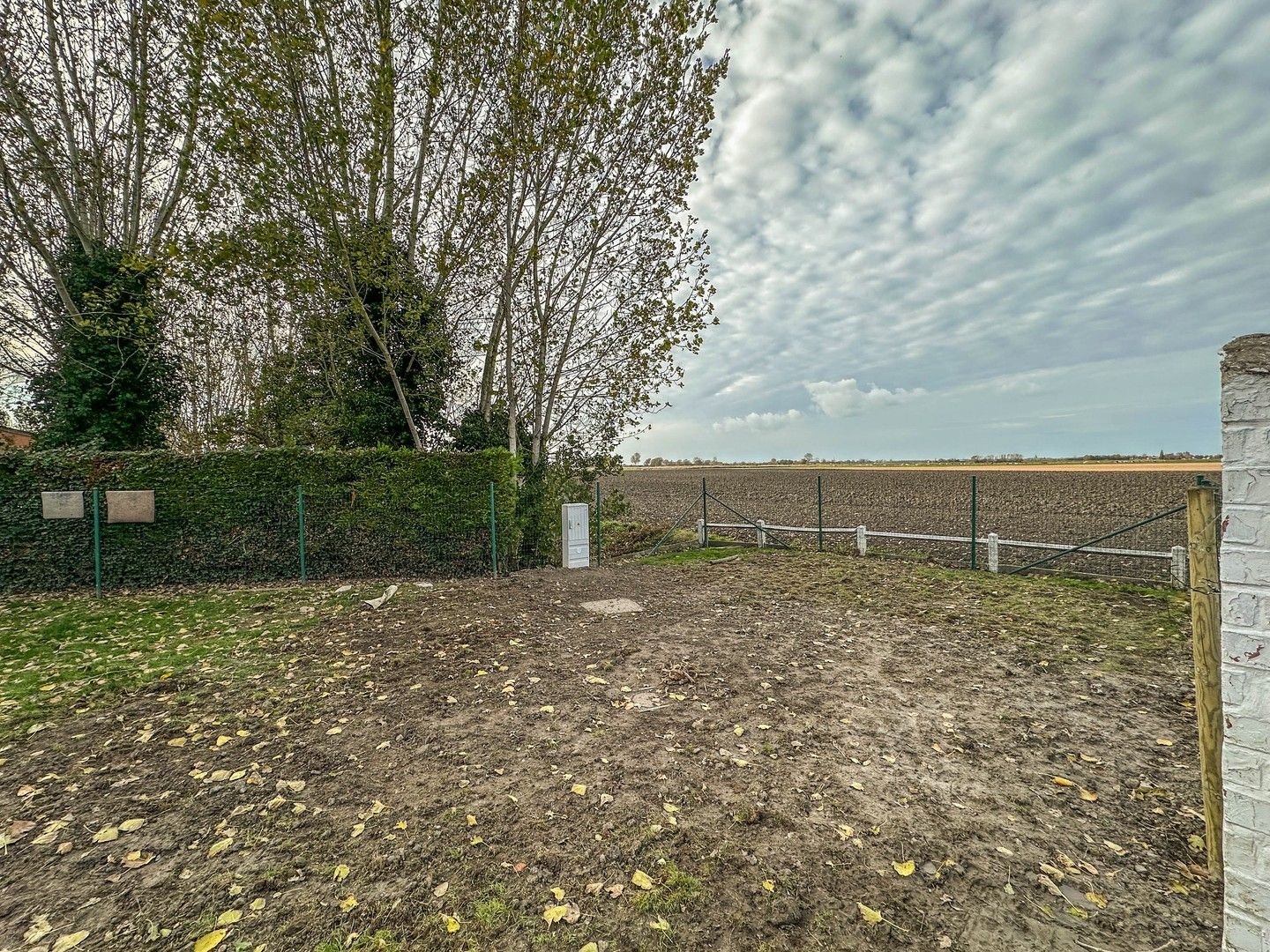 Te renoveren woning met grote garage/opslagruimte Schore. foto 22