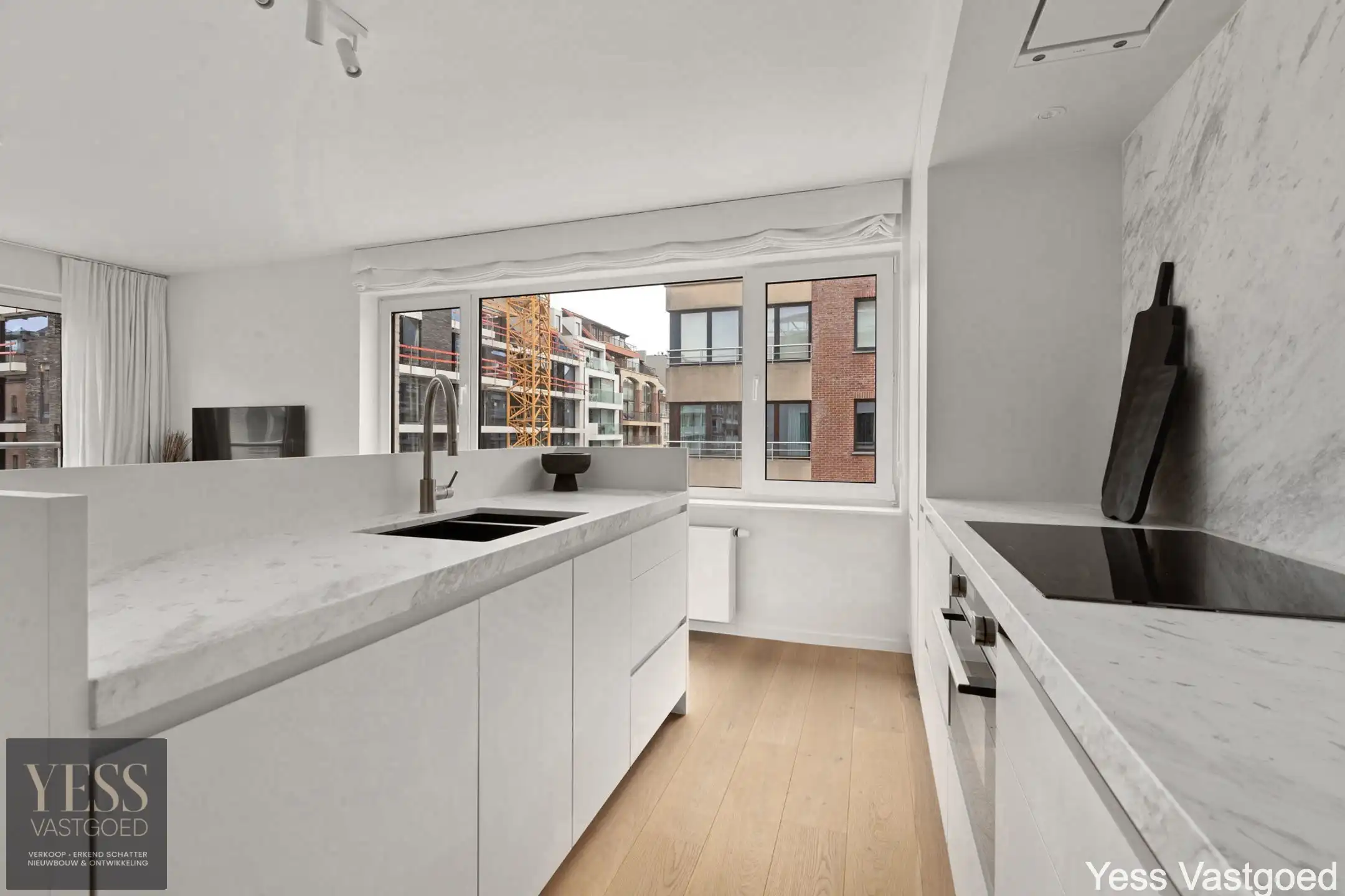 Prachtig gerenoveerd app met 2 slaapkamer centraal gelegen. foto 9