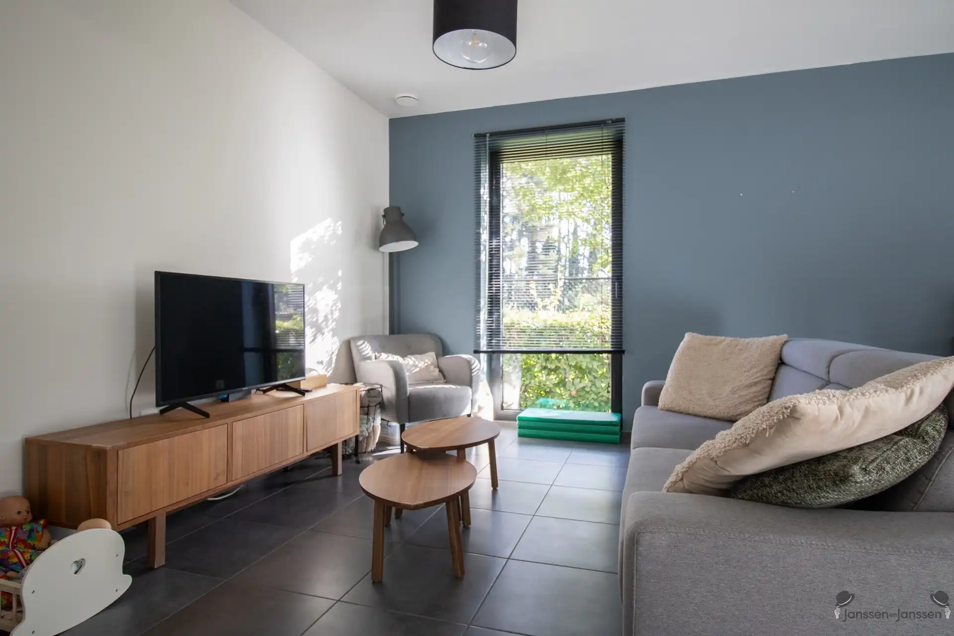 Gelijkvloers appartement met 2 slaapkamers en ruim terras foto 3