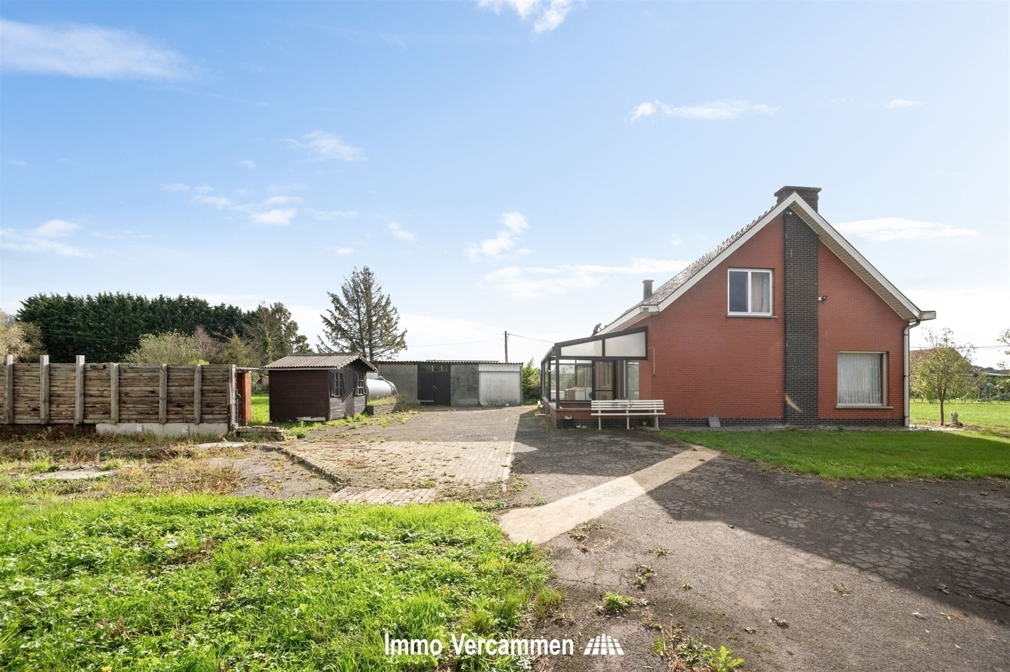 Landelijk gelegen woning op een ware A-locatie te Onze-Lieve-Vrouw-Waver foto 13